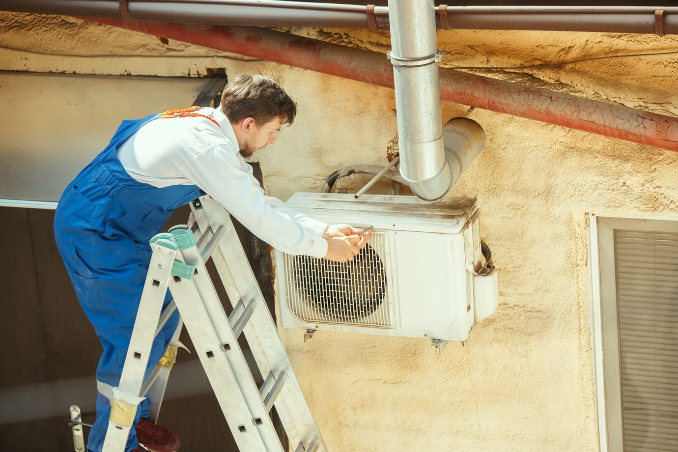 tecnico-hvac-trabajando › Fred Villalba – Diseño Web y Tiendas Virtuales